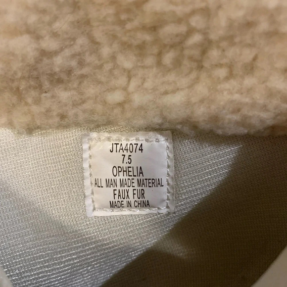 Polo Sherpa fur-lined, wedge ankle boot, size 7.5 - Picture 3 of 6